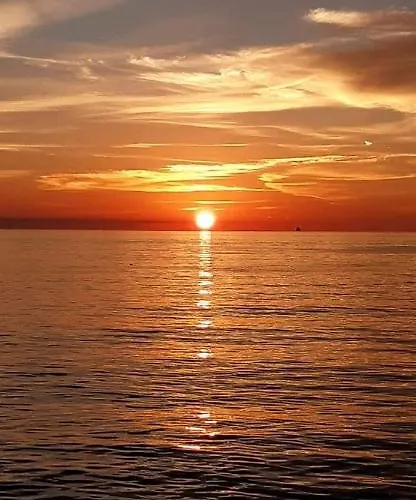 Miramare לינה וארוחת בוקר